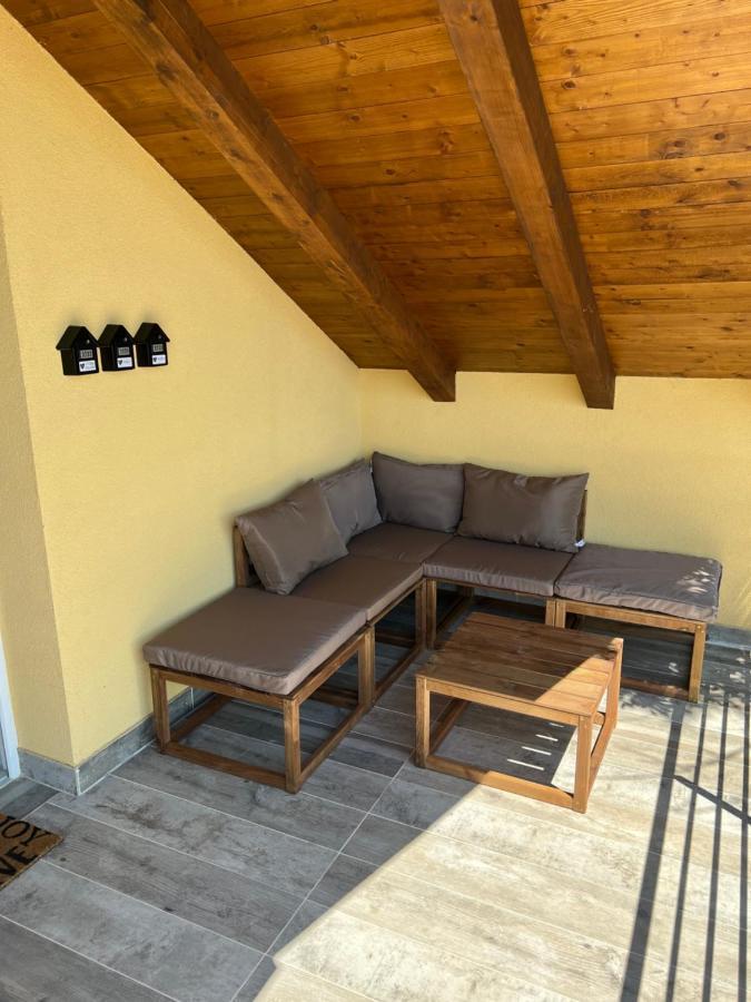 Rooms & Apartment Perak Kutjevo 外观 照片