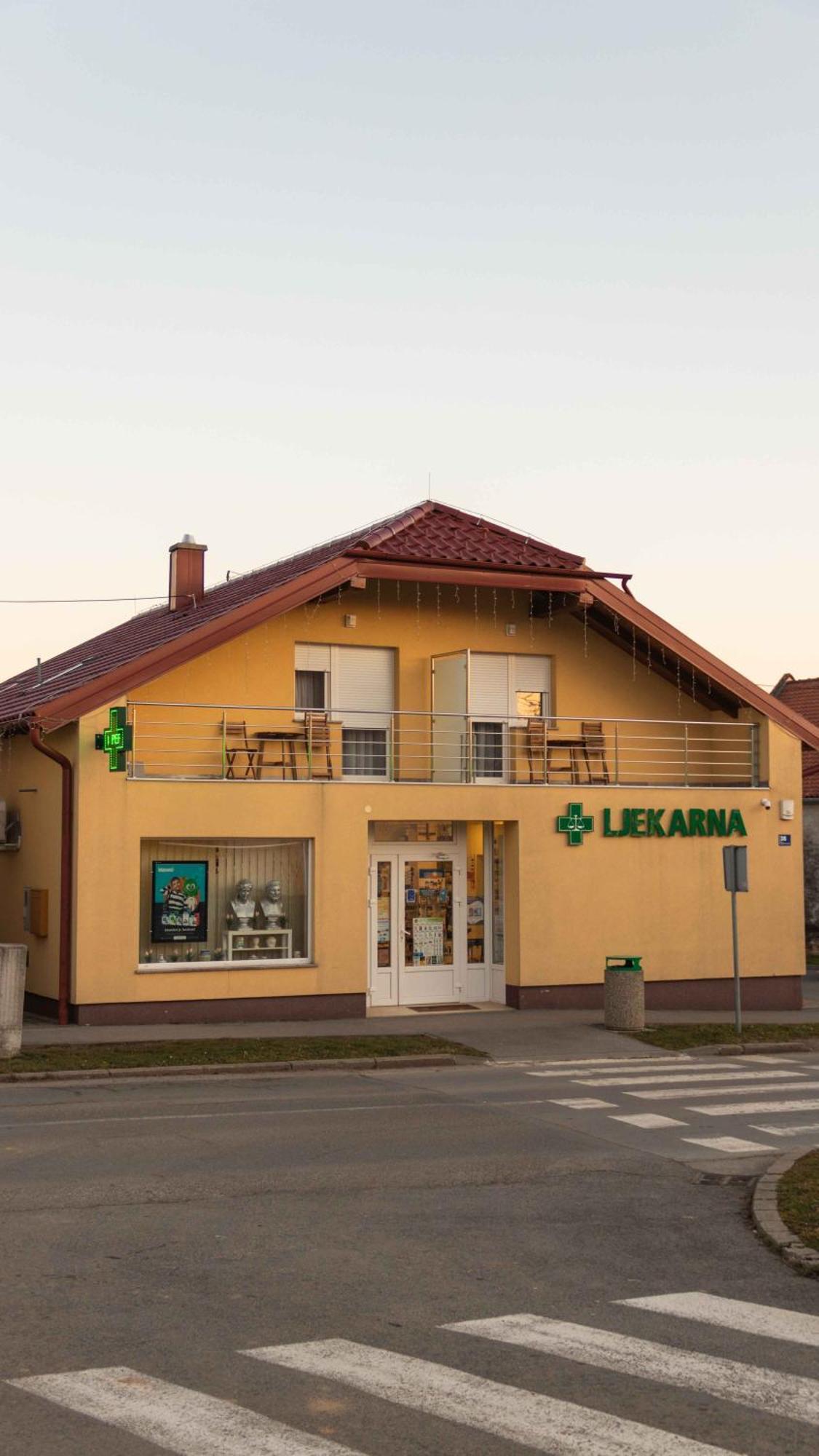 Rooms & Apartment Perak Kutjevo 外观 照片